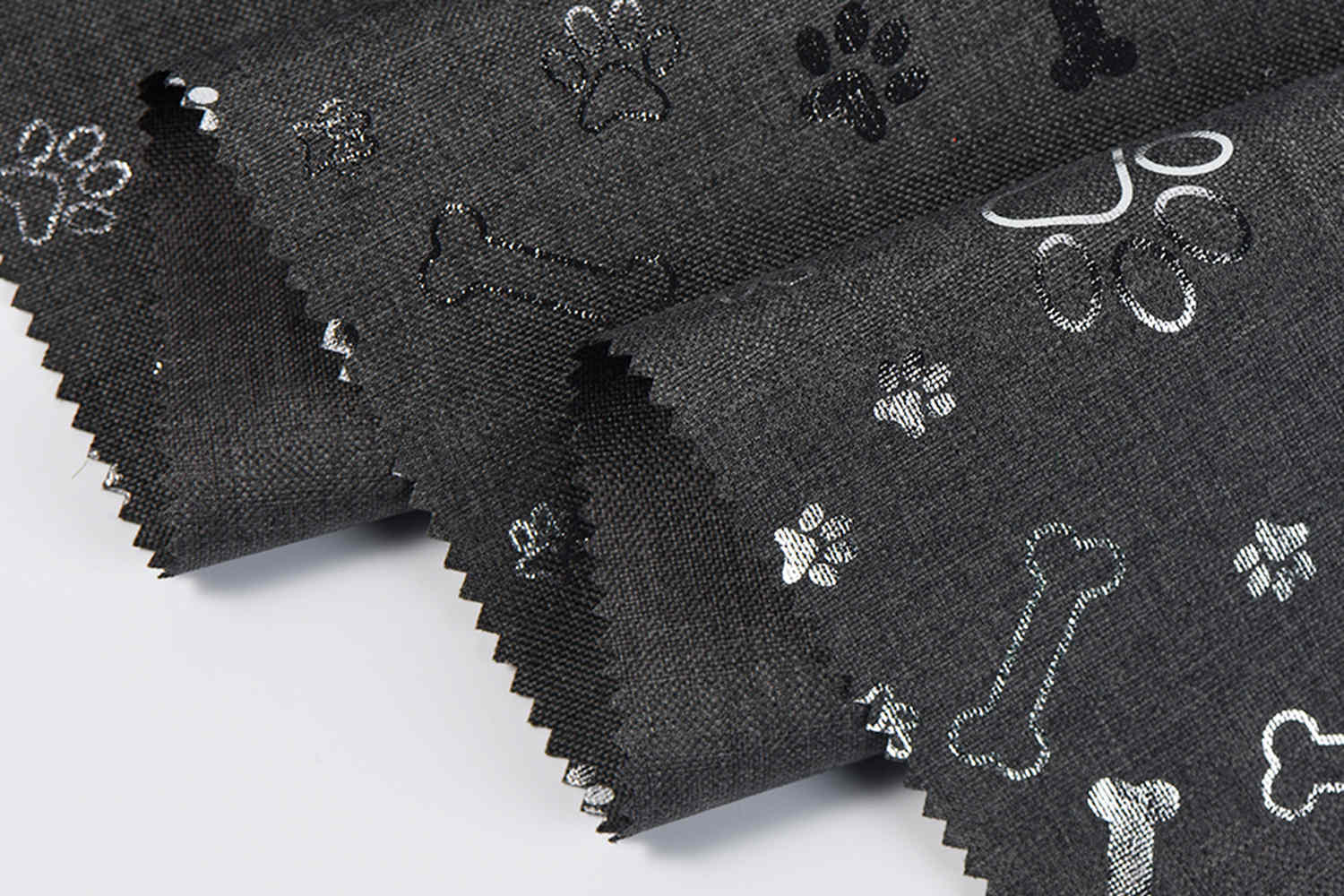 PU -belagt 600d 68t kation med sølvtrykk